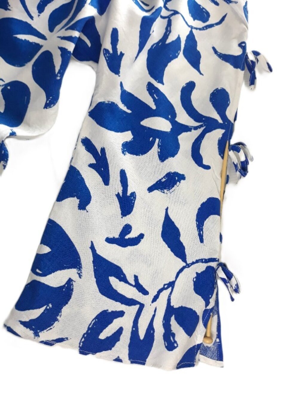 Anthropologie Calligraphie Boho Linen Blend Top Bell Sleeves Abstract - Picture 3 of 7